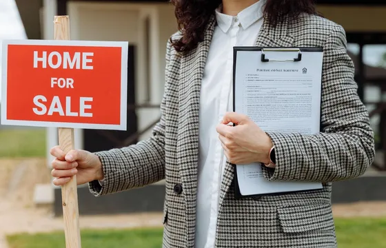 Clauses à relire avant signature et conditions suspensives à surveiller.